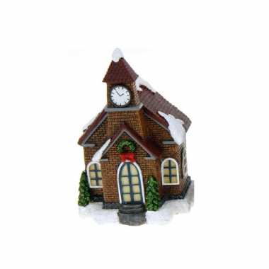 1x polystone kerstkerstdorp huisjes/kerstdorpje kerstdorp huisjes kerkje met verlichting 13,5 cm