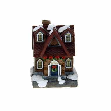 1x polystone kerstkerstdorp huisjes/kerstdorpje kerstdorp huisjes rood dak met verlichting 13,5 cm