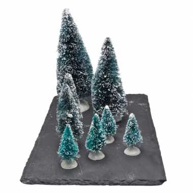 Kerstdorp onderdelen miniatuur set van 8x boompjes